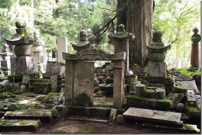 これが黒田家墓所でした